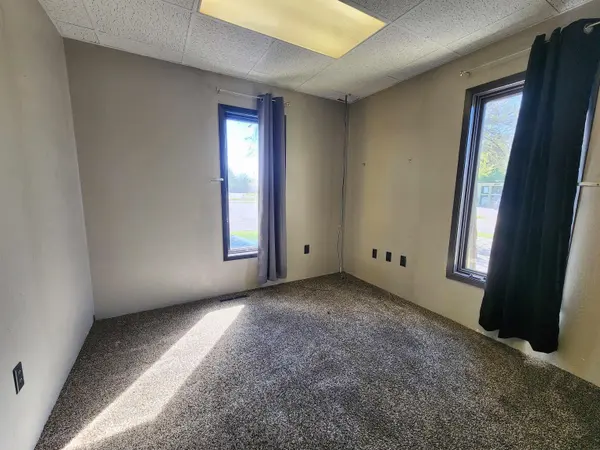 2310 Falls AVE #1, Waterloo, IA 50701