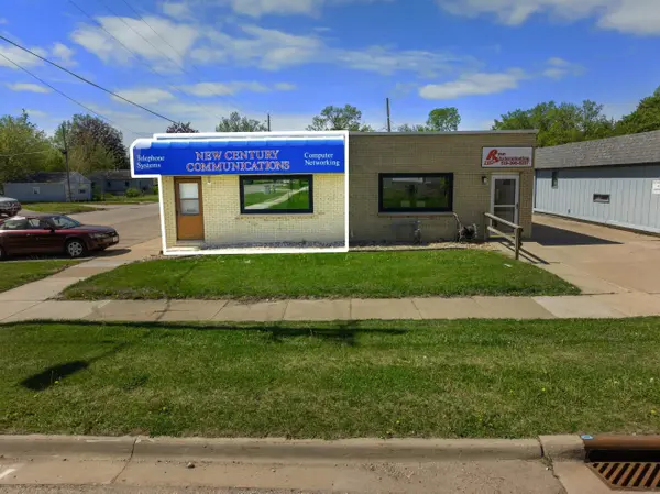 2101 Falls AVE, Waterloo, IA 50701
