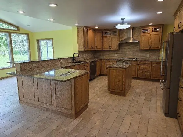 411 Westwood DR, Strawberry Point, IA 52076