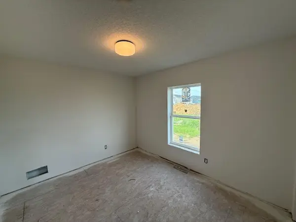 2813 Amber Valley RD, Cedar Falls, IA 50613