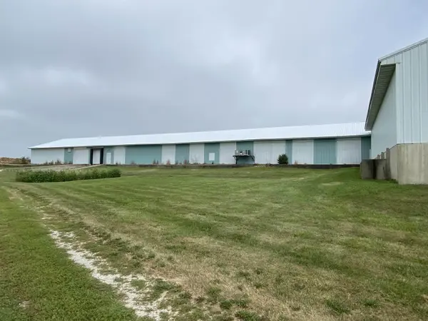 6701 Strayer RD, Cedar Falls, IA 50613