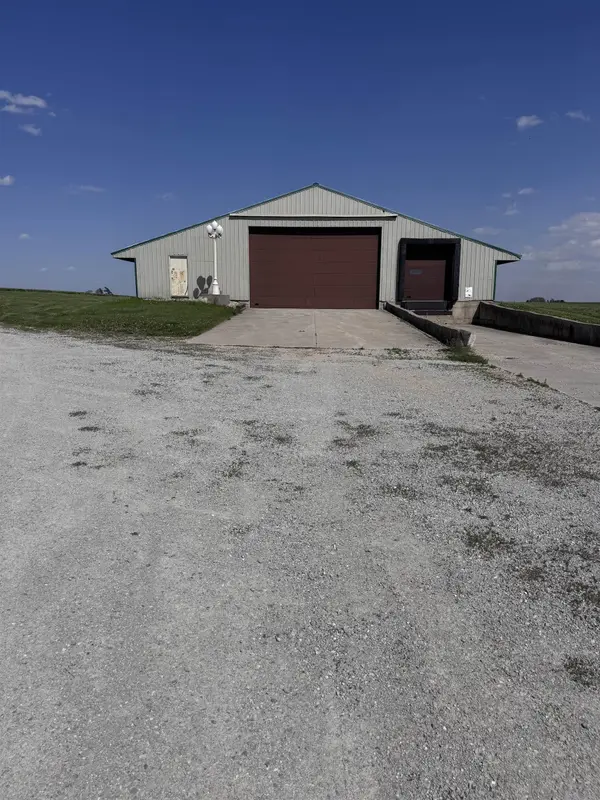 6701 Strayer RD, Cedar Falls, IA 50613