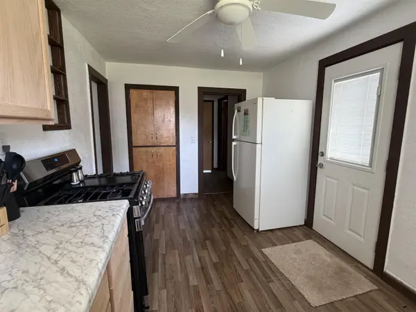 930 Pearl Street, Lamont, IA 50650
