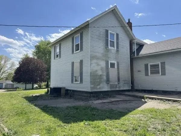 125 W Jackson ST, Winthrop, IA 50682