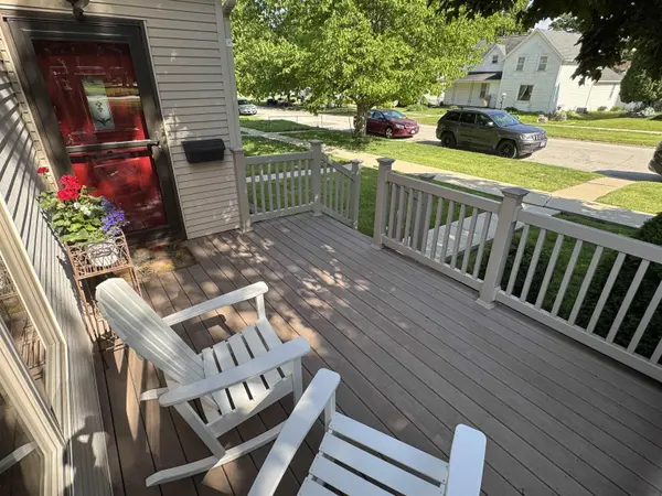505 1st AVE, Ackley, IA 50601