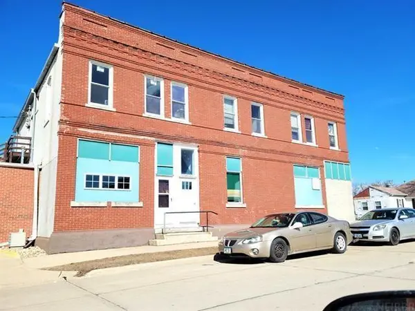 201 Main ST, Readlyn, IA 50668