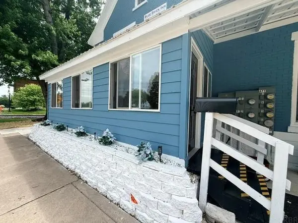 85 North ST, Marquette, IA 52158