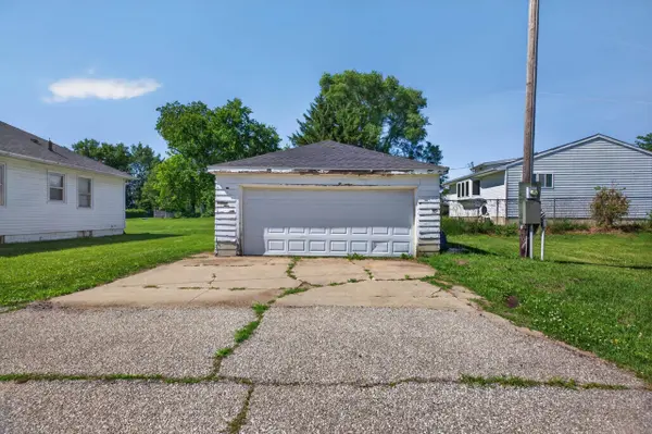 1134 N Barclay ST, Waterloo, IA 50703