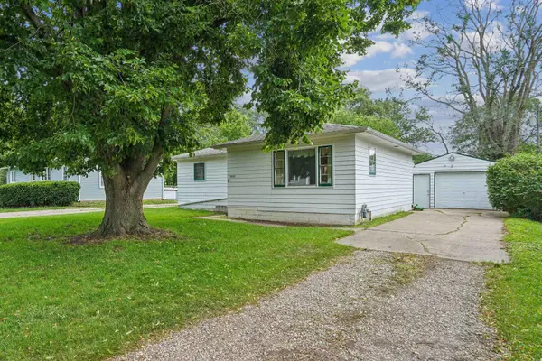 1625 W 2nd ST, Waterloo, IA 50701