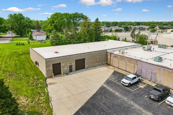 6027 University AVE, Cedar Falls, IA 50613