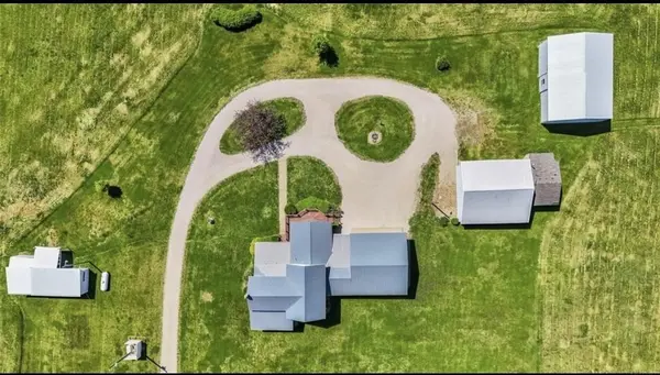 1454 58th ST, Garrison, IA 52229