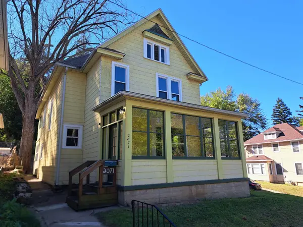 2071 N Main ST, Dubuque, IA 52001