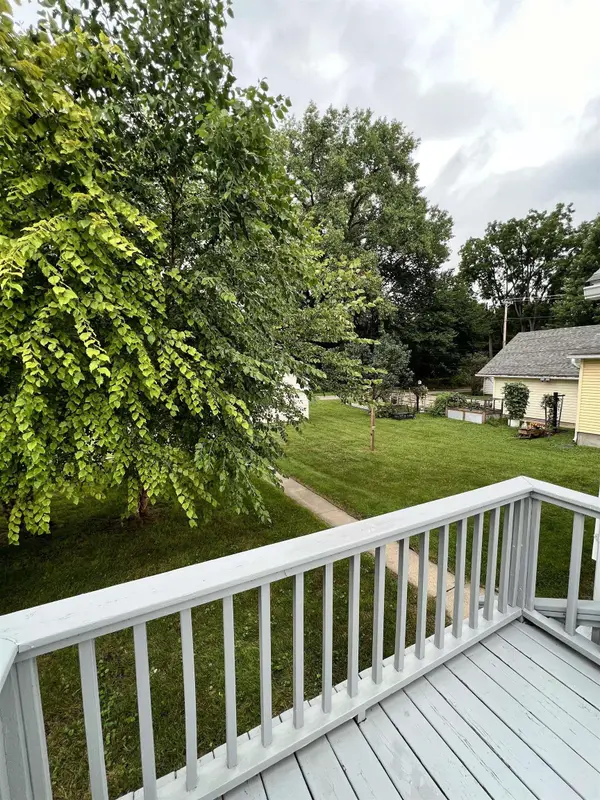 705 Mechanic ST, Decorah, IA 52101