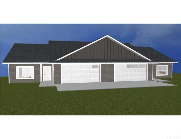522 Massman DR, Decorah, IA 52101