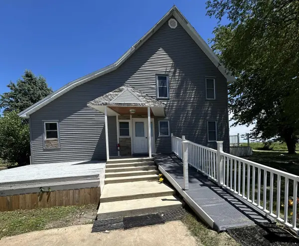 1097 Slater AVE, Aurora, IA 50607