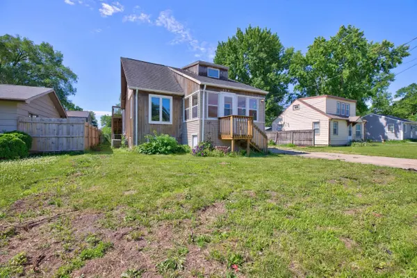 324 Brookside AVE, Evansdale, IA 50707