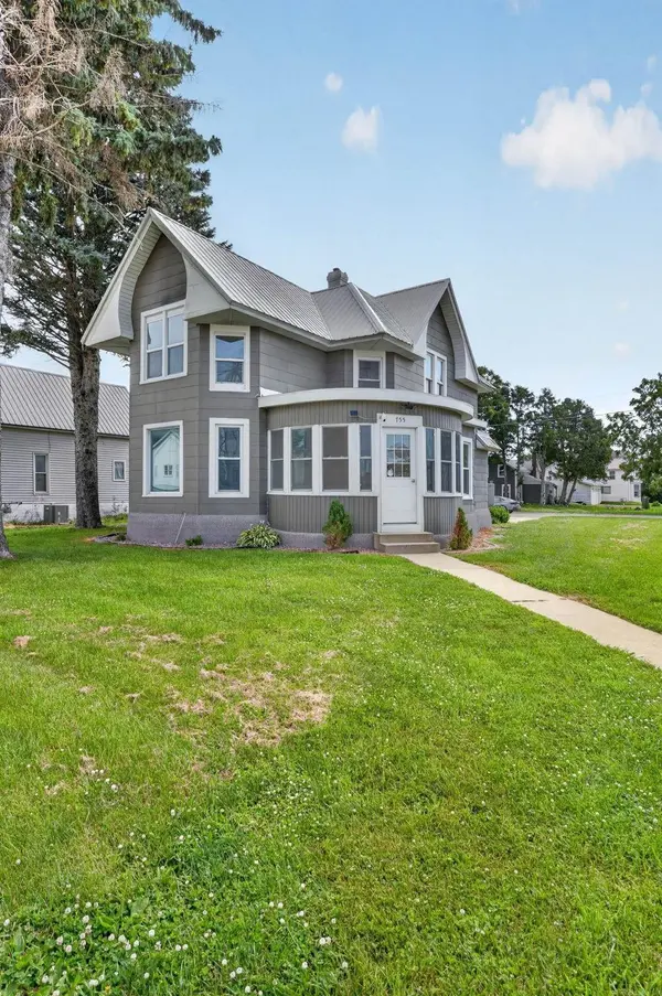 755 Main Street, Jesup, IA 50648