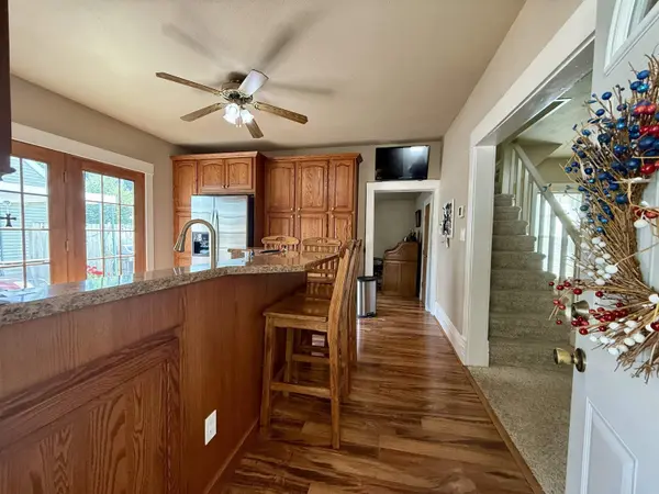810 3rd ST, Reinbeck, IA 50669