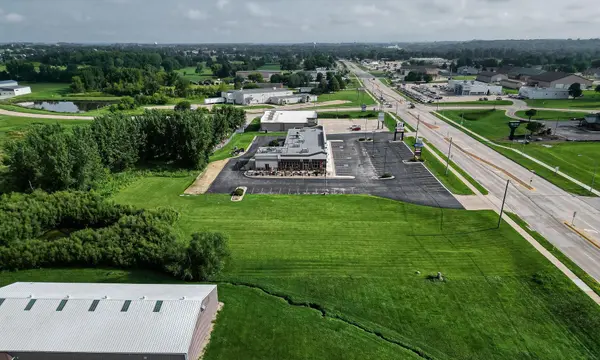 SW 4th ST, Waverly, IA 50677