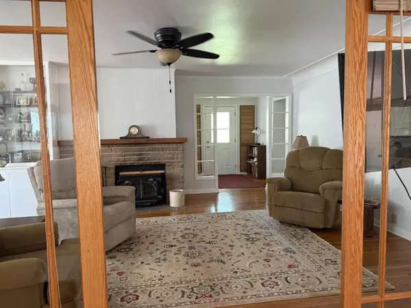 3638 Logan Ave., Waterloo, IA 50703