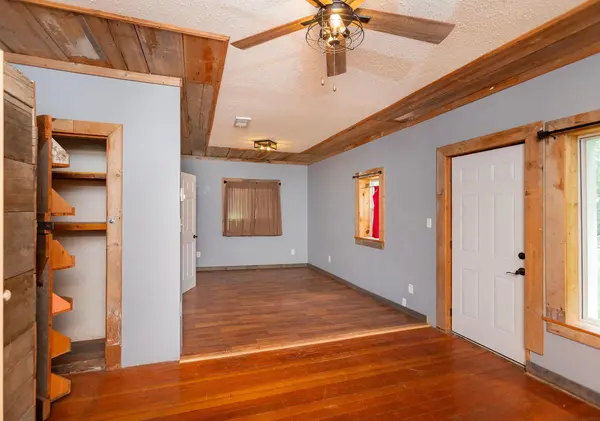 1563 Piedmont AVE, Tripoli, IA 50676