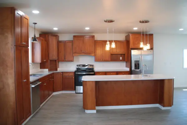 5916 Kornhill RD, Fayette, IA 52142