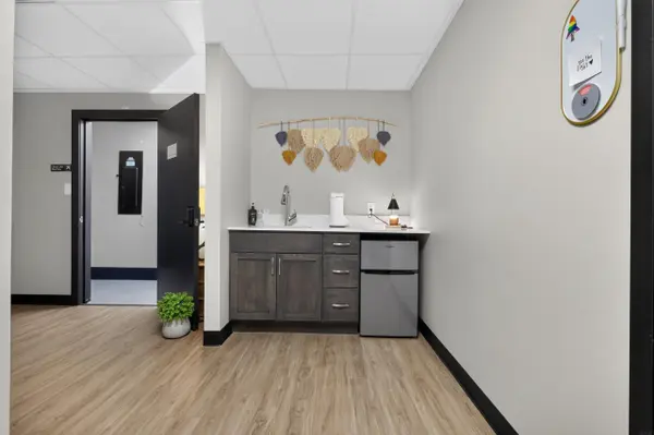 506 W 1st ST #3, Cedar Falls, IA 50613