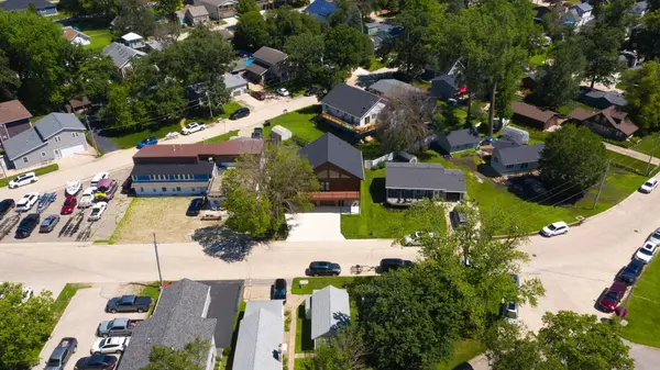 15385 Crane ST, Clear Lake, IA 50428