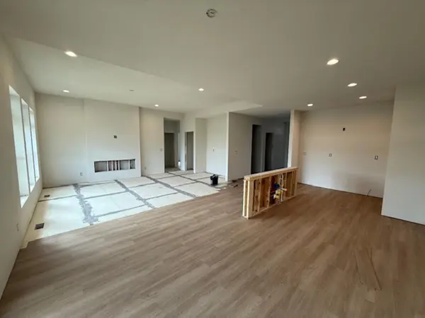 2736 Amber Valley RD, Cedar Falls, IA 50613