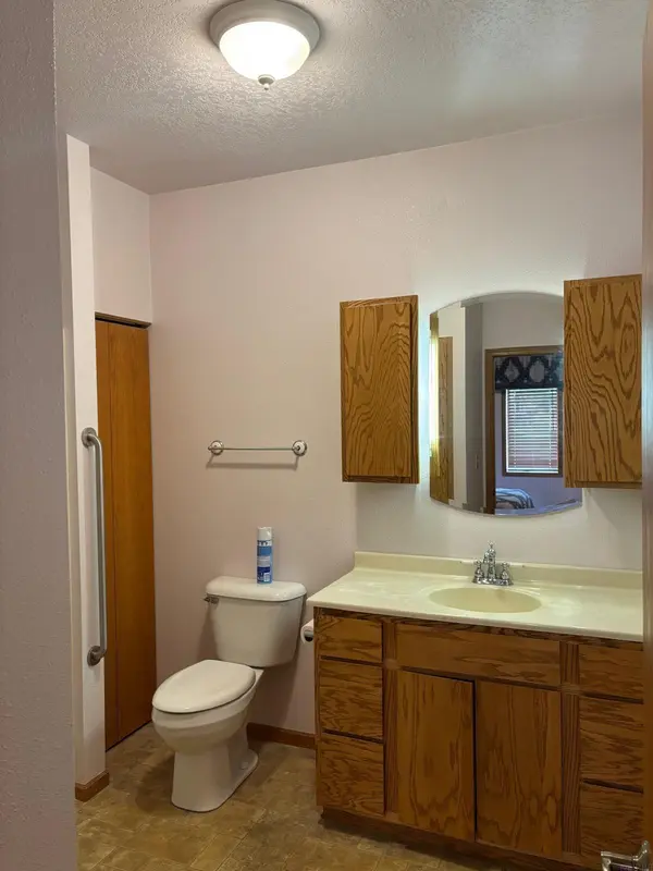 103 SE 6th ST, West Bend, IA 50597