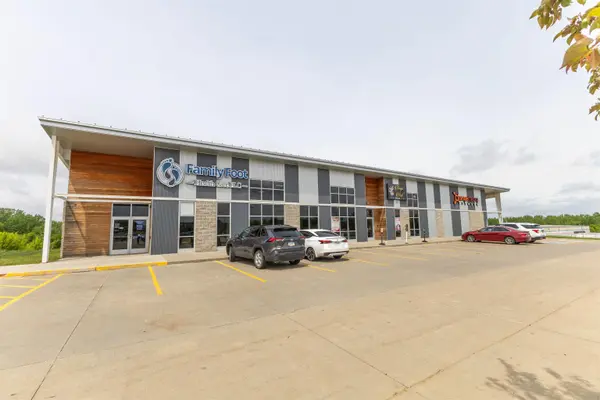 936 Viking RD, Cedar Falls, IA 50613