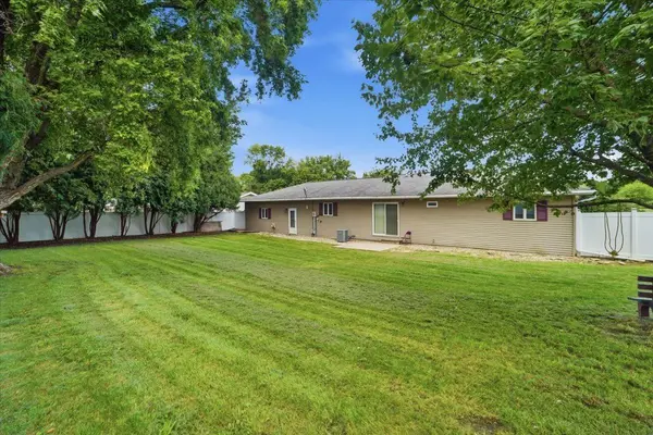 1002 7th ST, Eldora, IA 50627