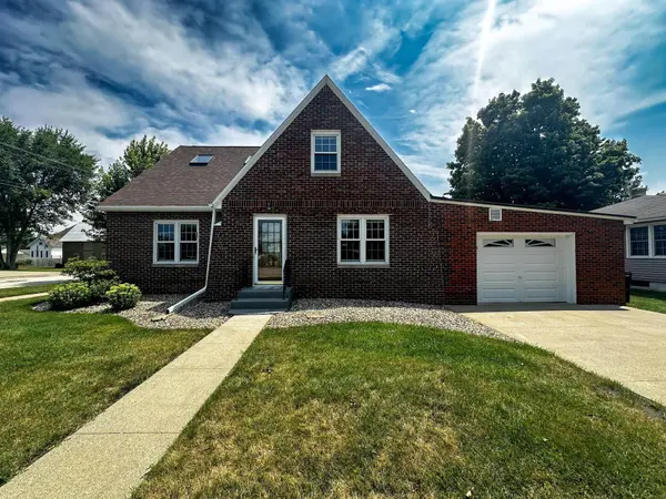 190 NE 1st ST, New Albin, IA 52160
