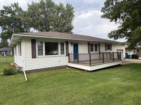 726 Southhaven DR, Monticello, IA 52310