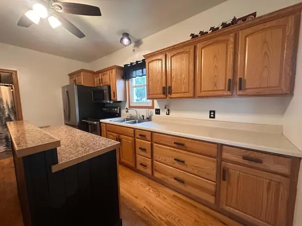 102 N Charles ST, Calmar, IA 52132