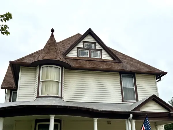 302 Allamakee ST, Waukon, IA 52172
