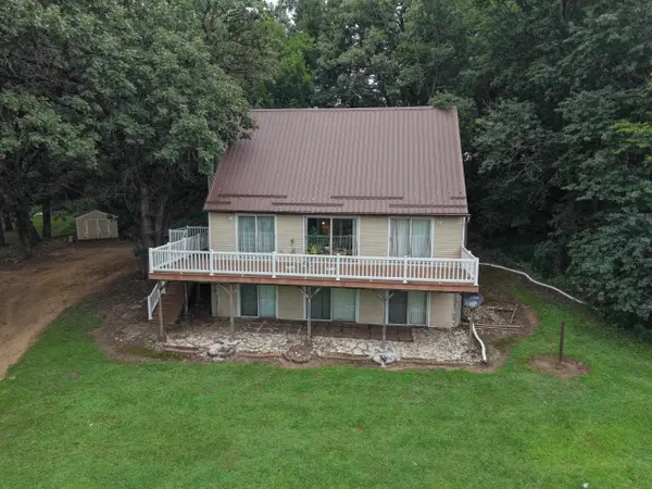 522 14th AVE, Eldora, IA 50627