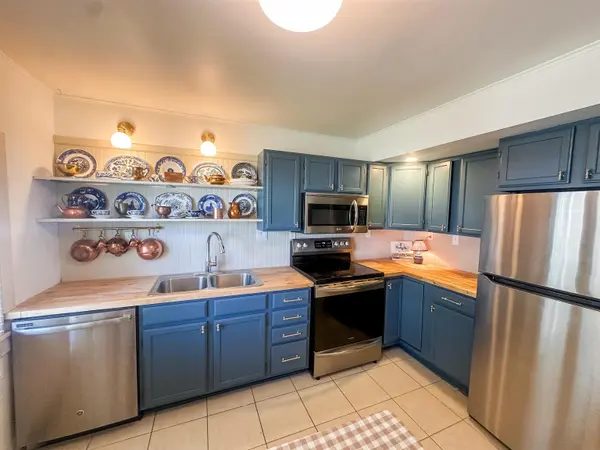 215 East ST, Decorah, IA 52101