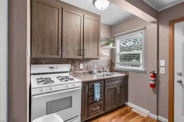 1052 Dundee AVE, Waterloo, IA 50701