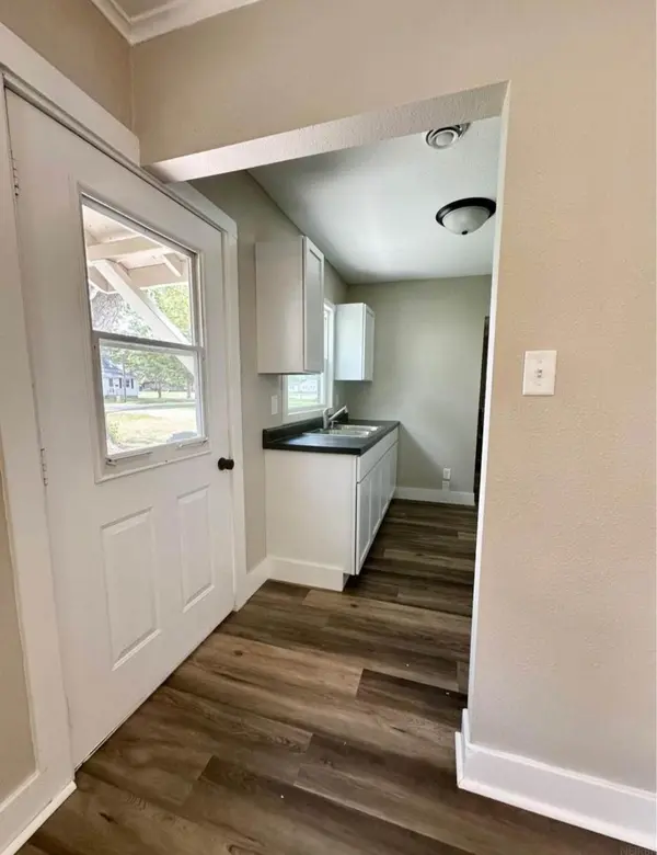 705 Pine ST, Laporte City, IA 50651