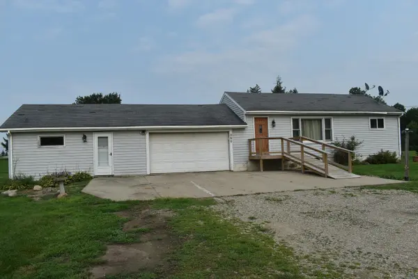 280 N Randolph ST, Mitchell, IA 50461
