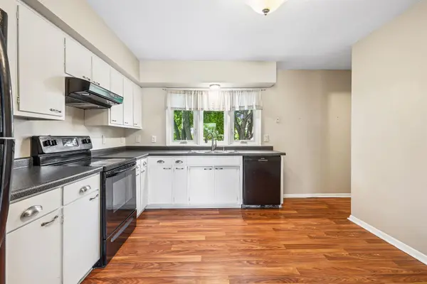 3311 Pridemore DR, Cedar Falls, IA 50613