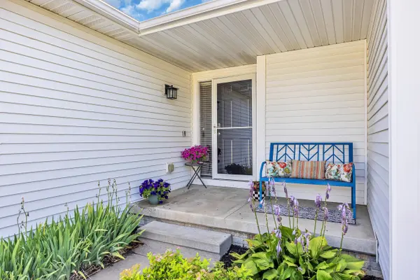 3607 SW Field Stone PL, Cedar Rapids, IA 52404