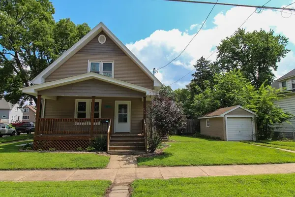 924 Burton AVE, Waterloo, IA 50703