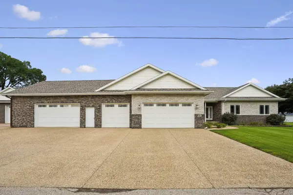 1121 Ann ST, Waterloo, IA 50707