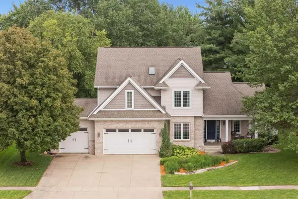 809 Eagle Ridge RD, Cedar Falls, IA 50613