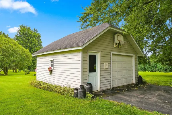 601 W Iowa Streets, Monona, IA 52159