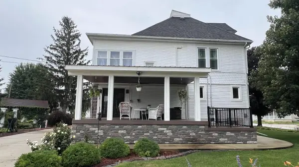 15 W Hale ST, New Hampton, IA 50659