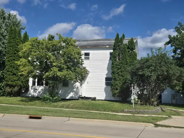 404 Elkader ST, Strawberry Point, IA 52076