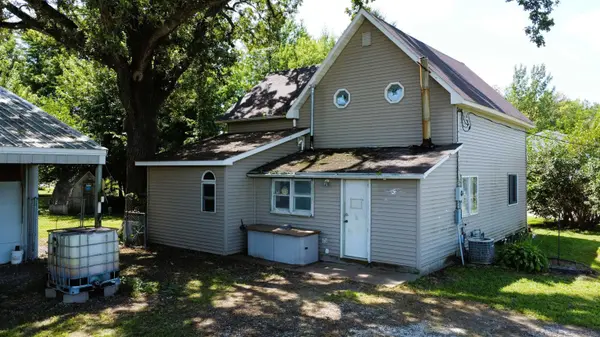 217 Berlin AVE, Traer, IA 50675